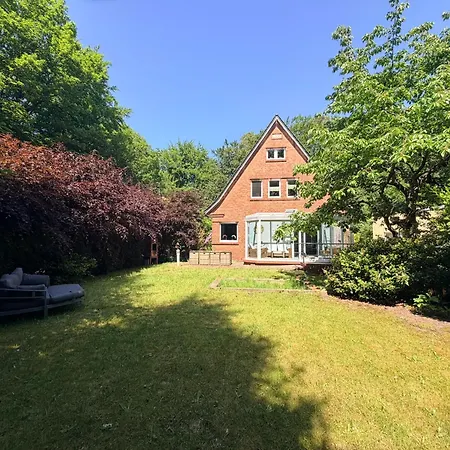 Ganzes Wald & Welle - Bis 14 Personen - Grosser Garten, 850m Ostsee, Kamin, Gratis Parkplatz & Wifi Hébergement de vacances *